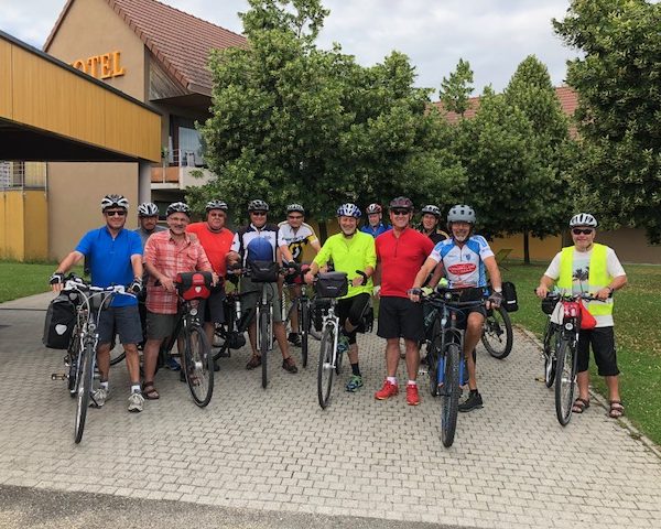 H&ocirc;tel id&eacute;alement plac&eacute; pour les Cyclotouristes … Barr 23